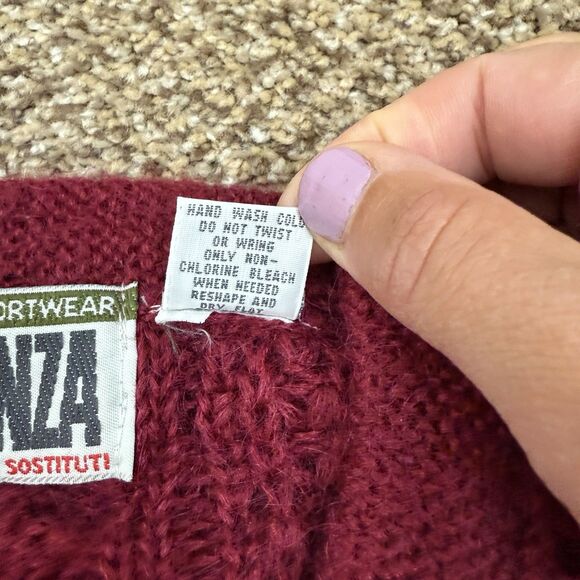 Vintage Forenza Cardigan Sweater Size Medium Berry Red Mohair Blend Gold Buttons - Picture 4 of 8